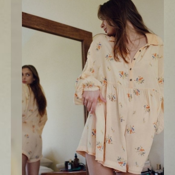 Out From Under by Urban Outfitters pastel pink floral oversized romper size S - Picture 3 of 6